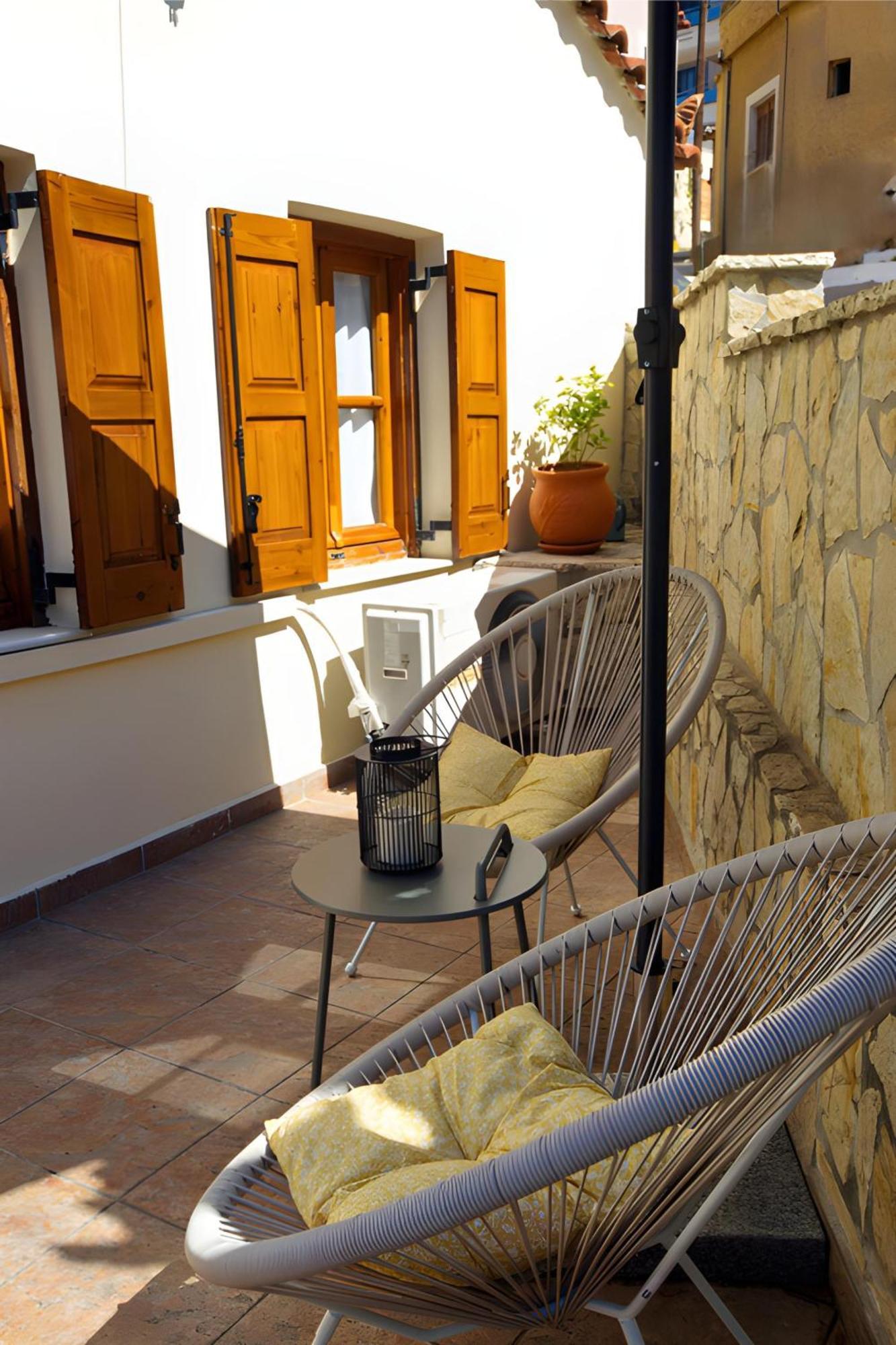 Nafplio Nook Villa ภายนอก รูปภาพ